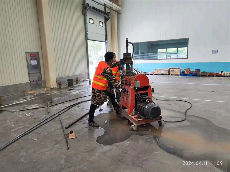 阳春厂房地面下沉塌陷注浆加固施工